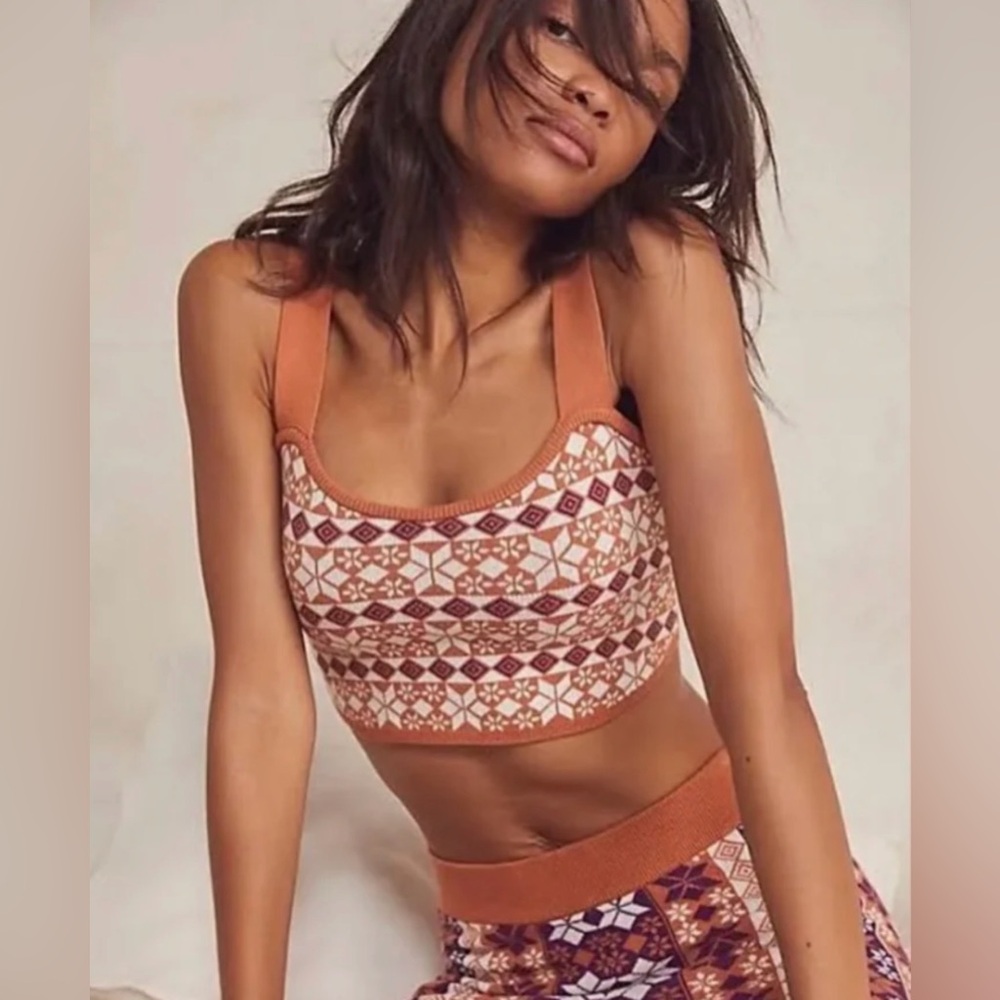 Intimatley Free People Away With Me Brown & White Patterned Knit Crop Top Large
